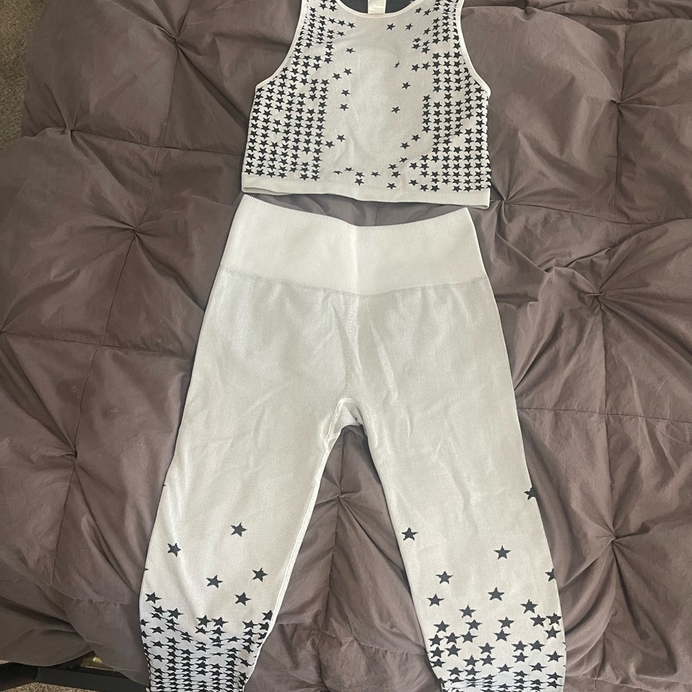 Fabletics  crop top and pants